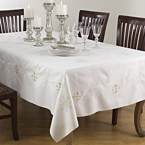 Snowflake Holiday Table Runner