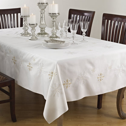 Snowflake Holiday Table Runner