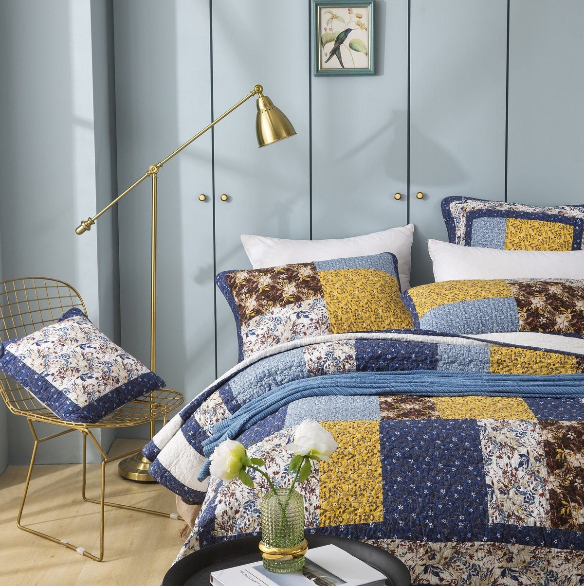 Prairie Sunset White Blue Yellow Brown Floral Cotton Patchwork Quilt Set