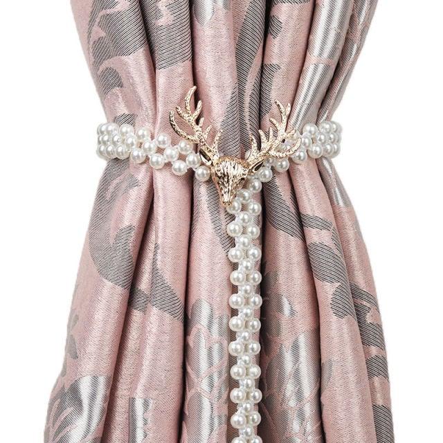 Pearl Tiebacks