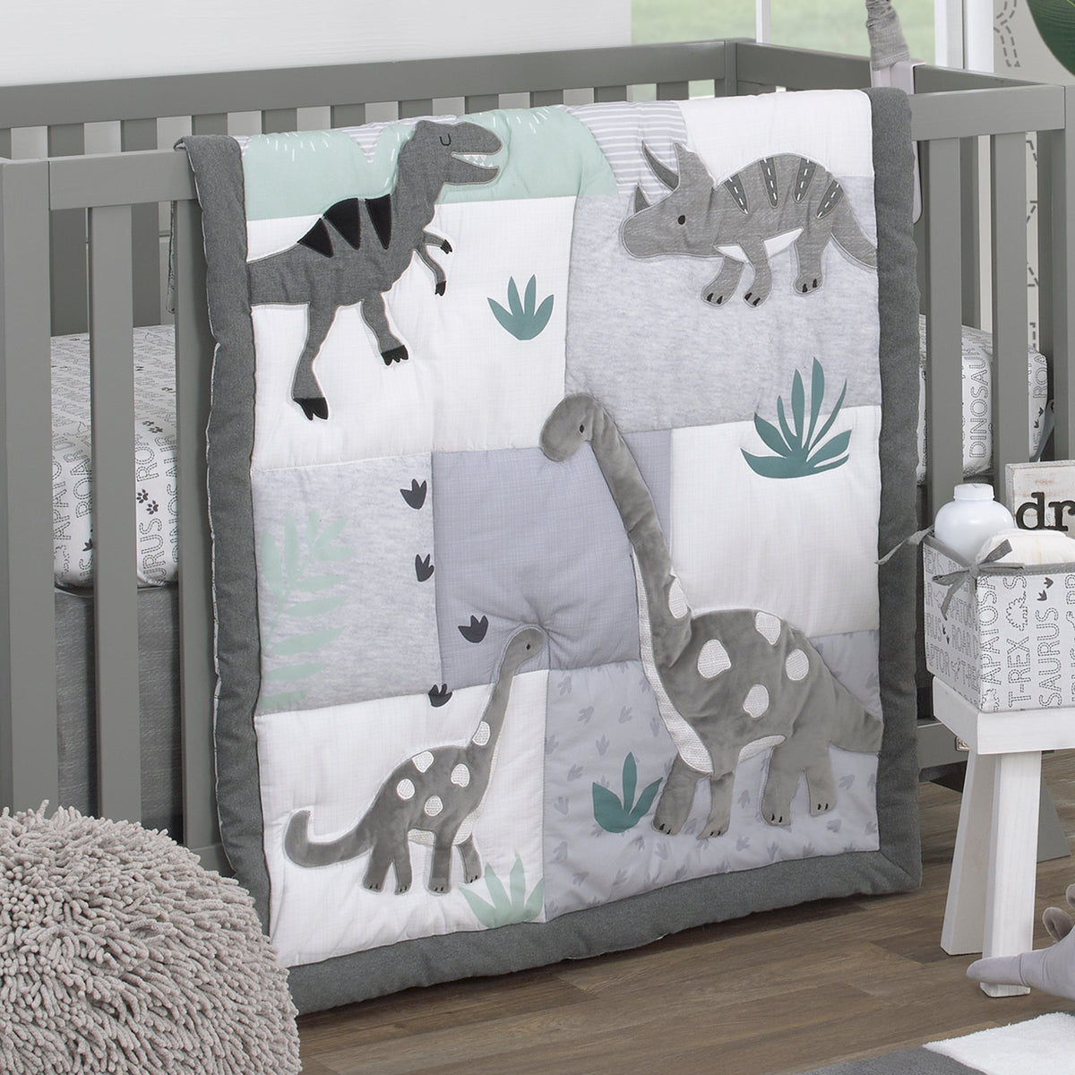 4 Piece Nursery Crib Bedding Set