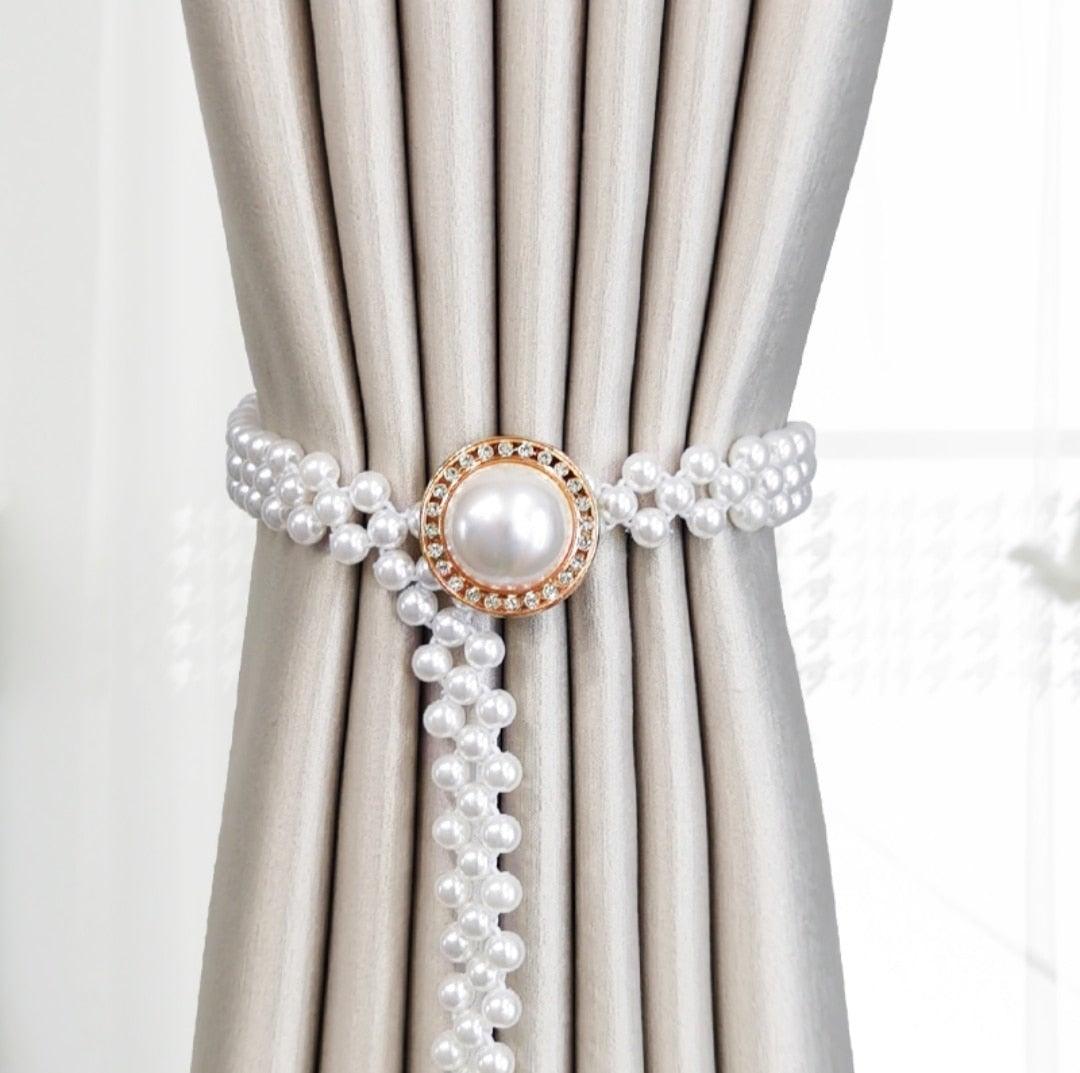 Pearl Tiebacks
